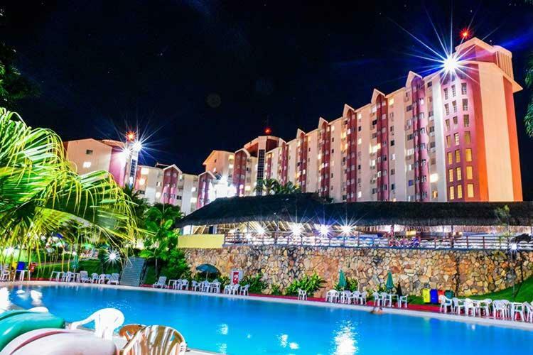 Hotel Apartamento Caldas Novas Exterior foto